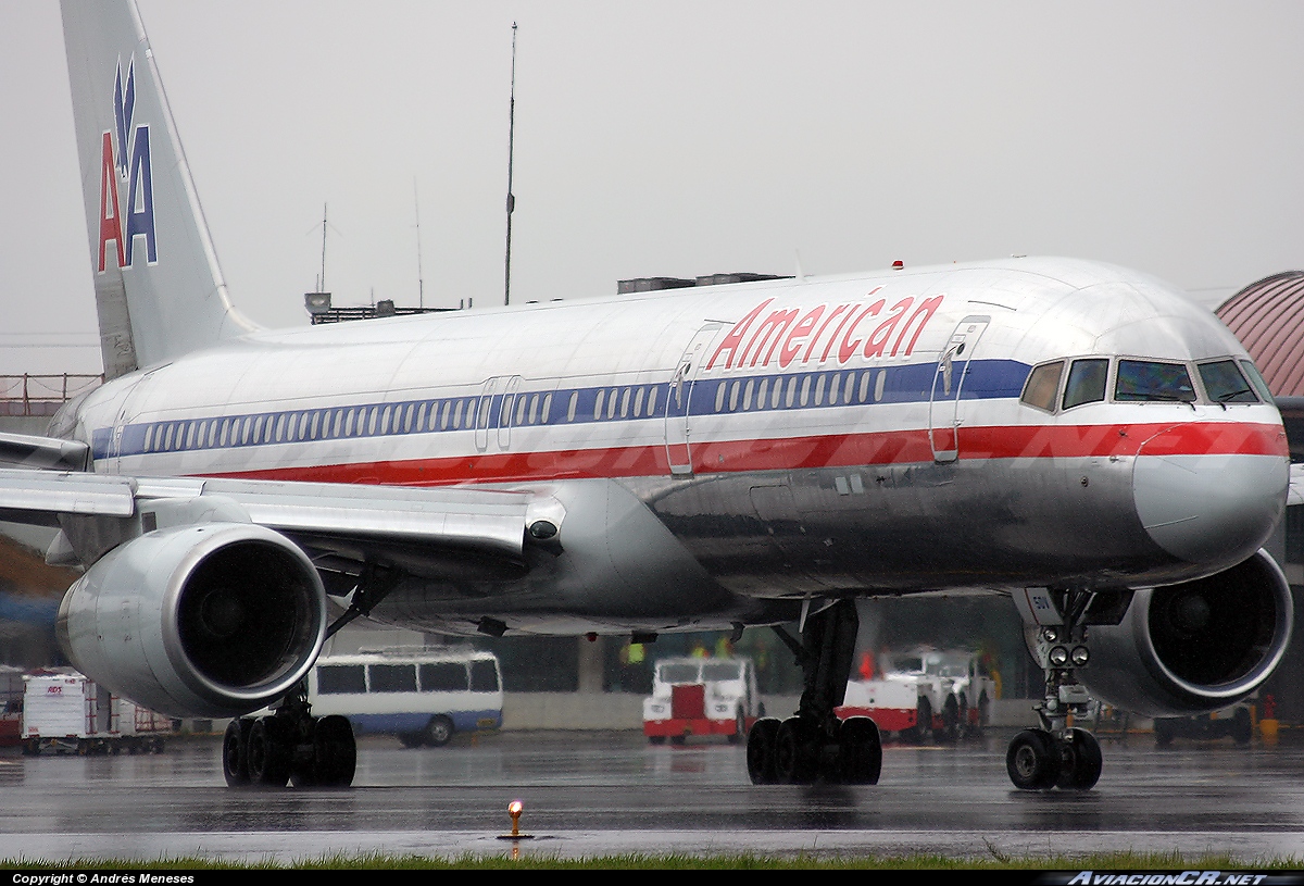 N602AN - Boeing 757-223 - American Airlines