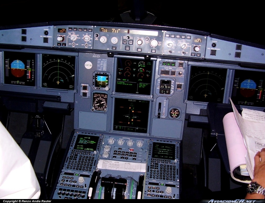 CC-CPQ - Airbus A319-132 - LAN Chile