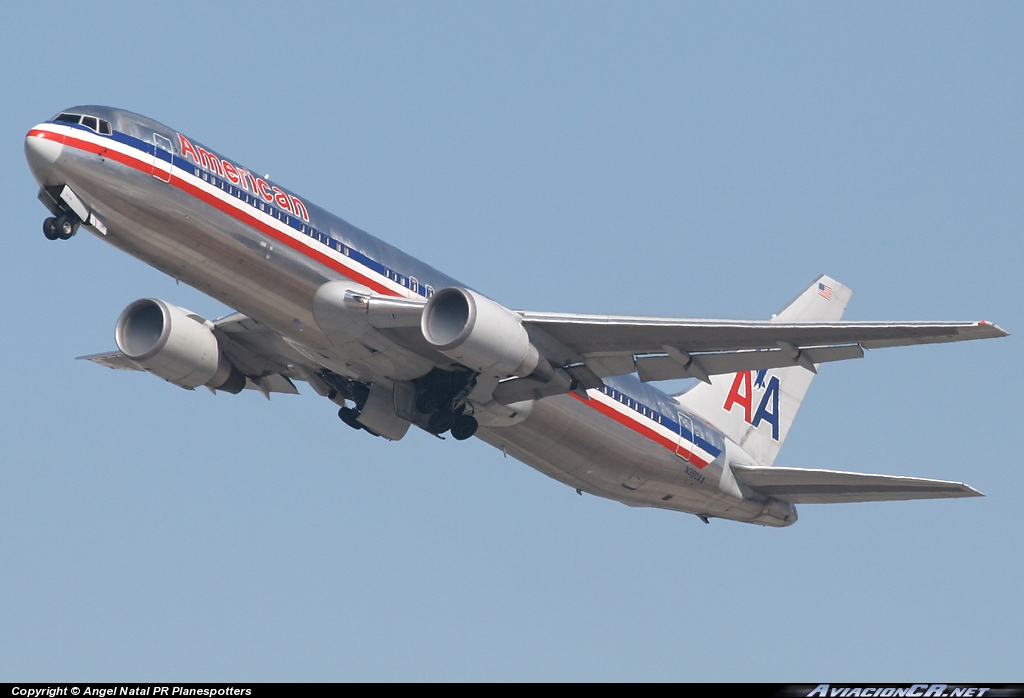 N390AA - Boeing 767-323/ER - American Airlines