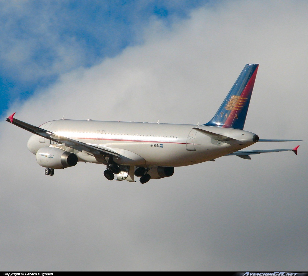 N490TA - Airbus A320-233 - TACA