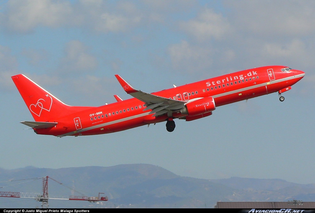OY-SEK - Boeing 737-86Q - Sterling