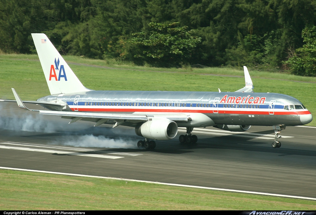 N688AA - Boeing 757-223 - American Airlines