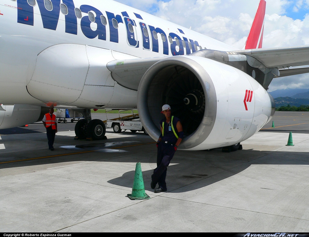 EI-TAF - Airbus A320-233 - Martinair