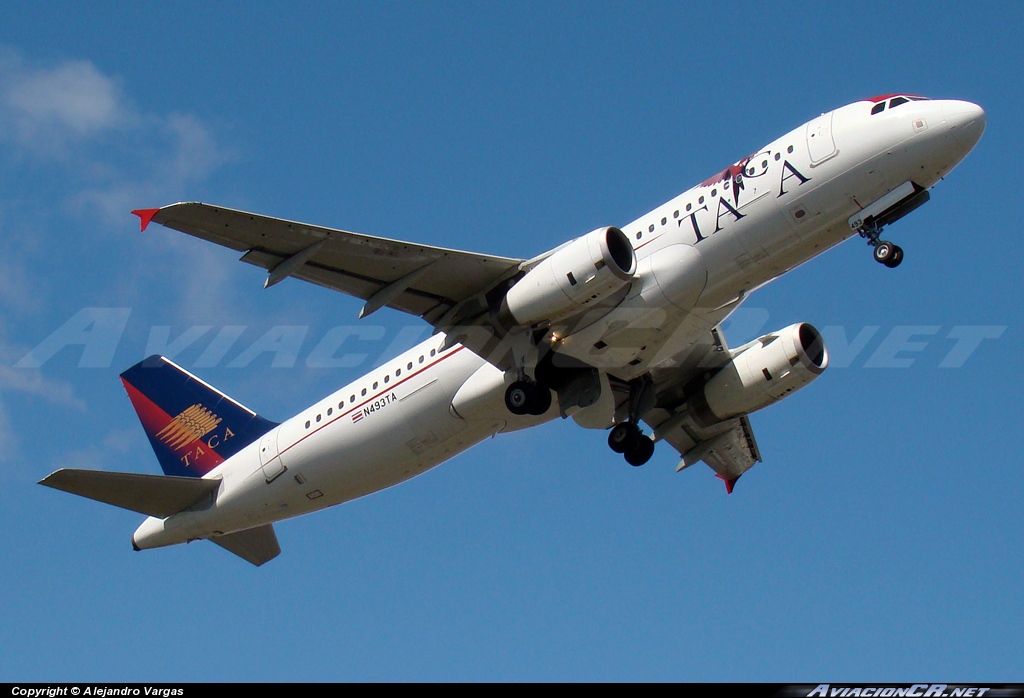 N493TA - Airbus A320-233 - TACA