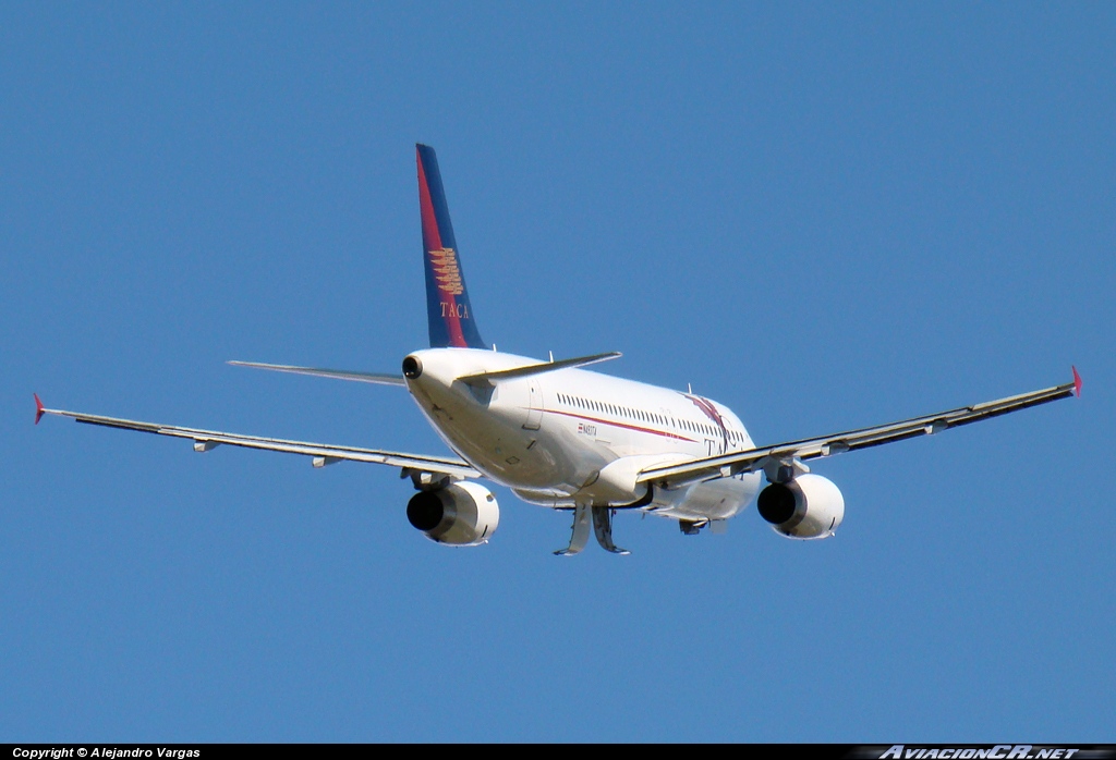 N493TA - Airbus A320-233 - TACA