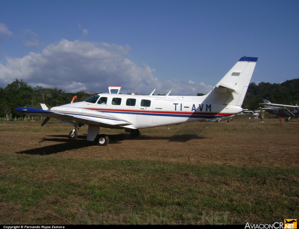 TI-AVM - Cessna T303 Crusader - Privado