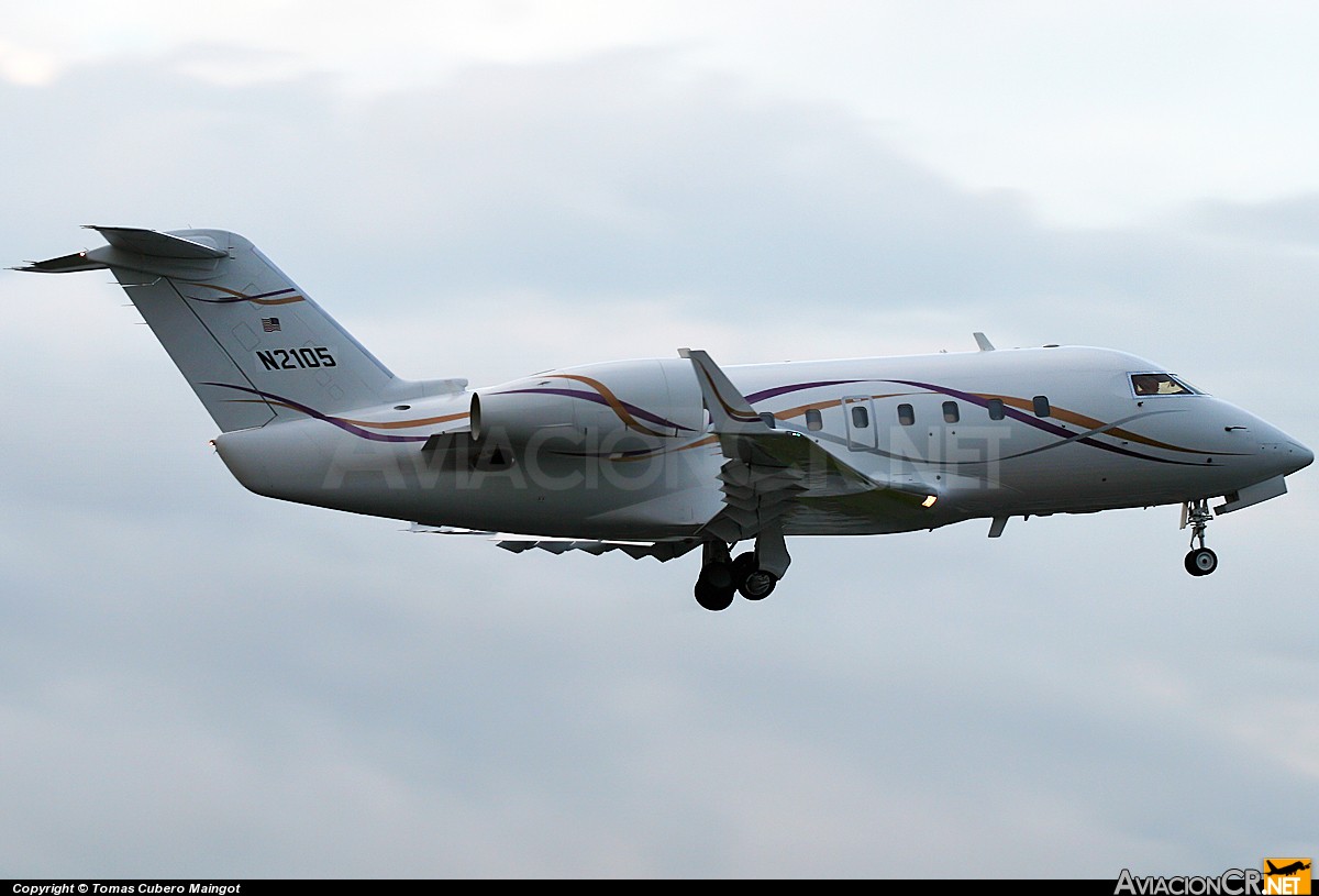 N2105 - Canadair CL-600-1A11 Challenger 600S - Privado