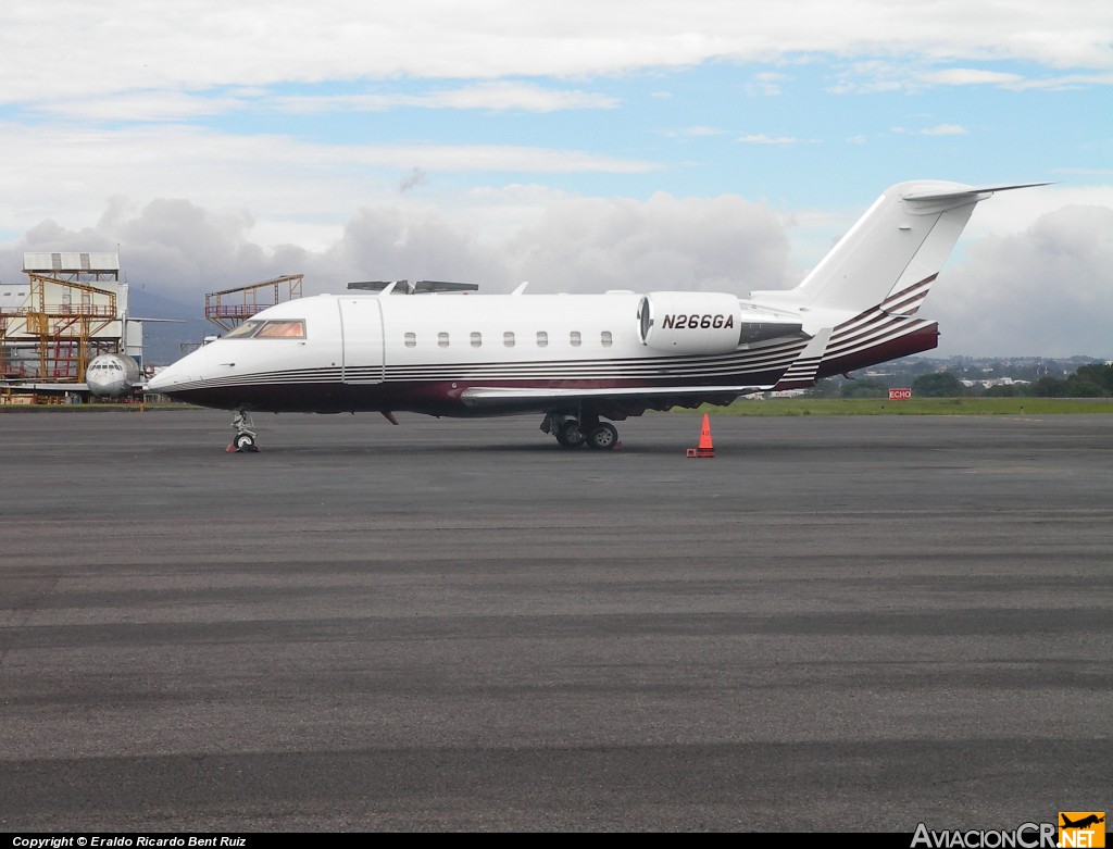 N266GA - Bombardier CL-600-2B16 Challenger 604 - Privado - Zoom Zoom Zoom Aviation Inc