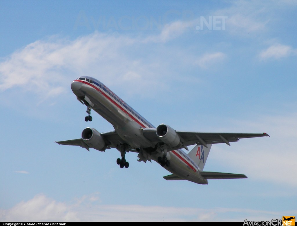 N666A - Boeing 757-223 - American Airlines