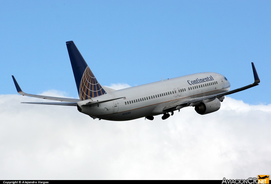 N33203 - Boeing 737-824 - Continental Airlines