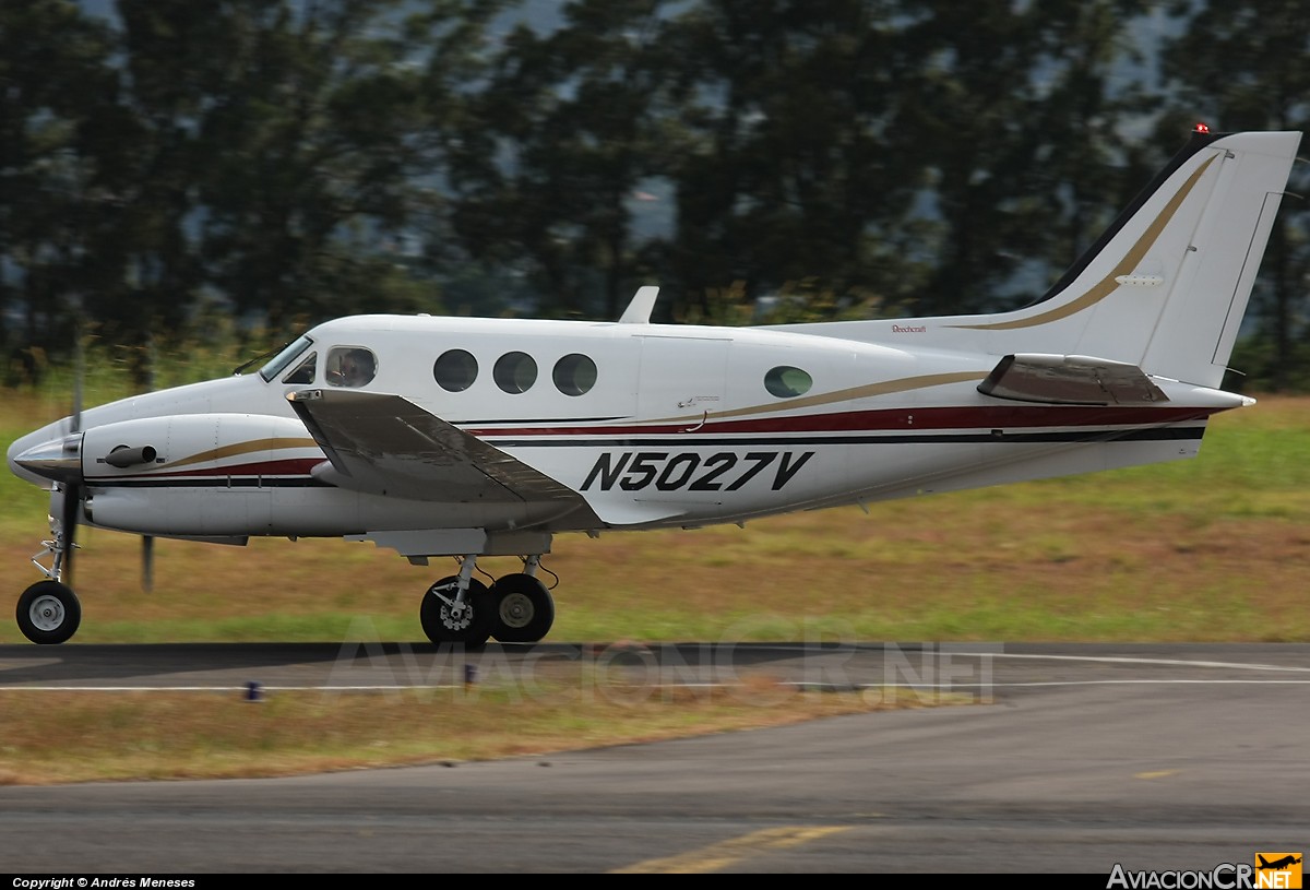 N5027V - Beechcraft C90A King Air - Aires de pavas