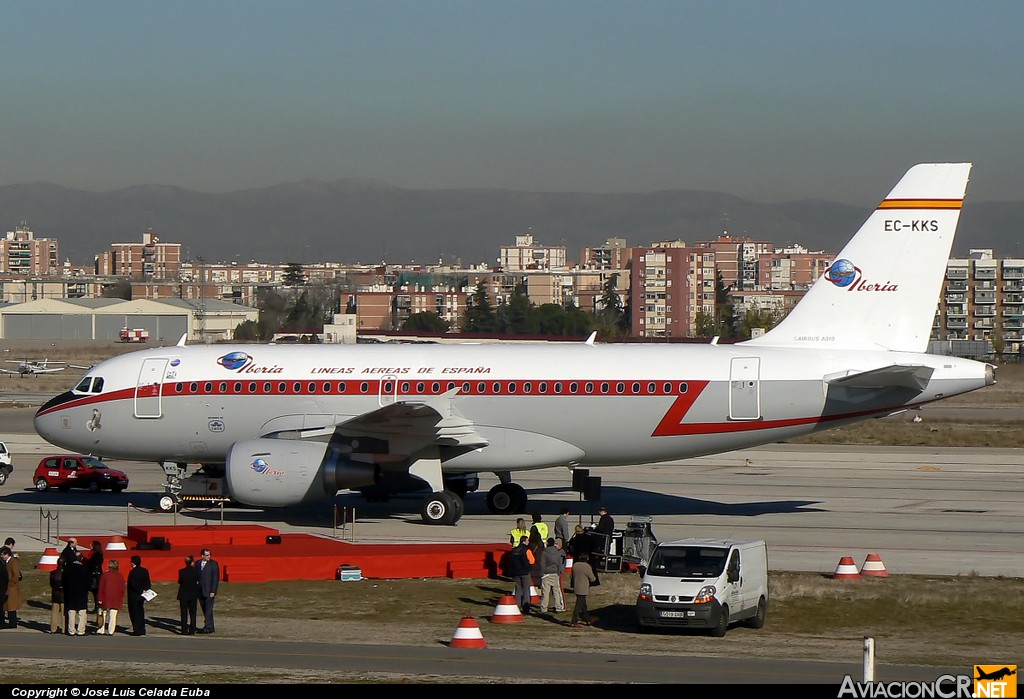 EC-KKS - Airbus A319-111 - Iberia