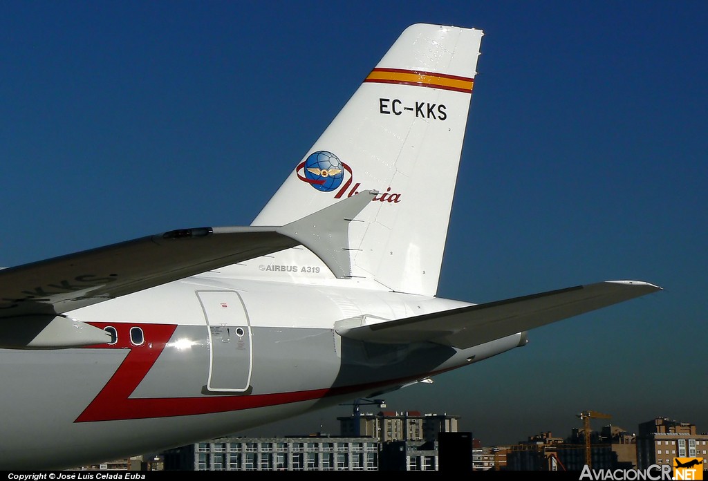 EC-KKS - Airbus A319-111 - Iberia