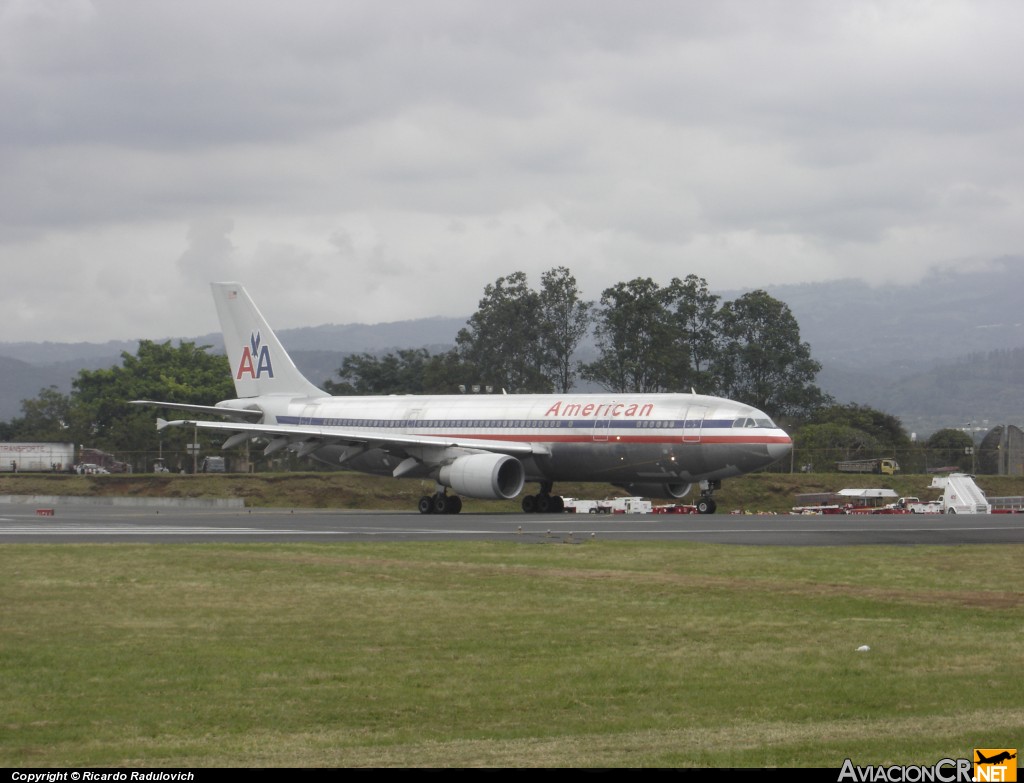  - Airbus A300B4-605R - American Airlines