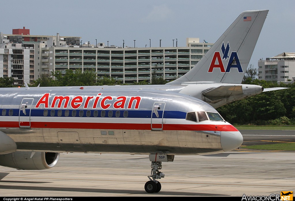 N696AN - Boeing 757-223 - American Airlines