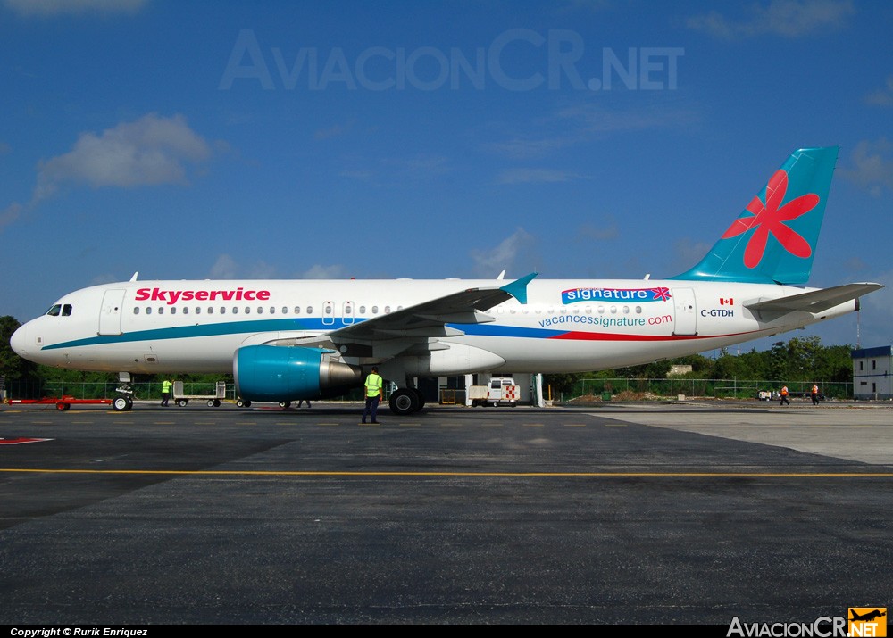 C-GTDH - Airbus A320-214 - Skyservice Airlines