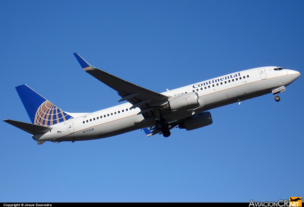 N77258 - Boeing 737-824 - Continental Airlines