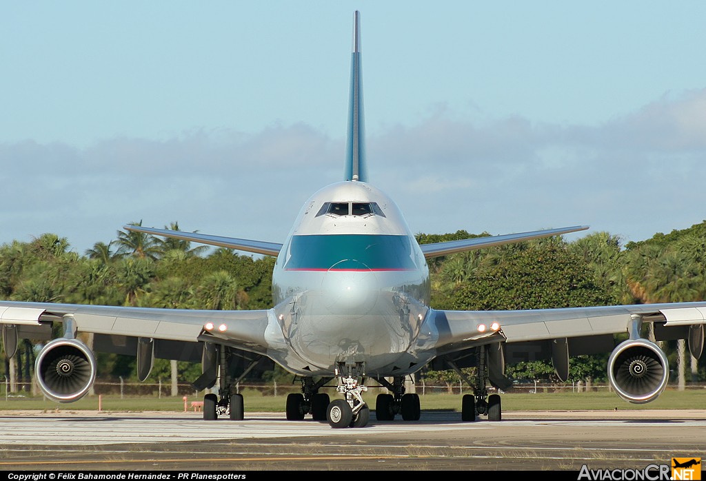 B-HUQ - Boeing 747-467F - Cathay Pacific Cargo