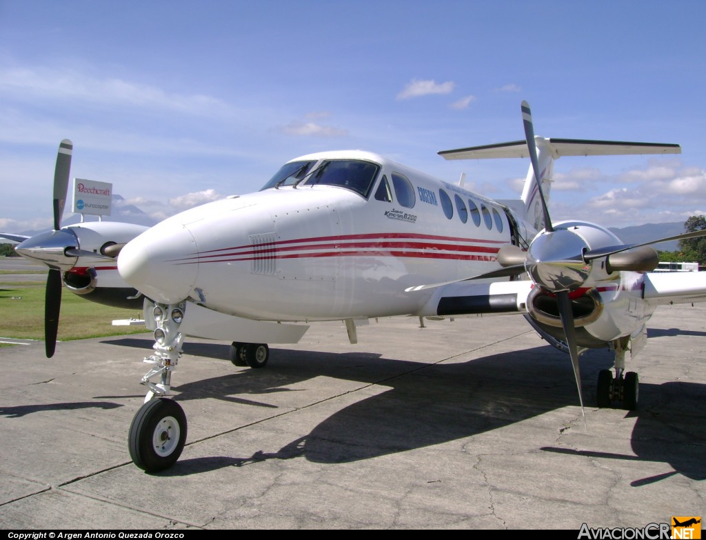 YS-111-N - Beechcraft Super King Air B200 - COCESNA