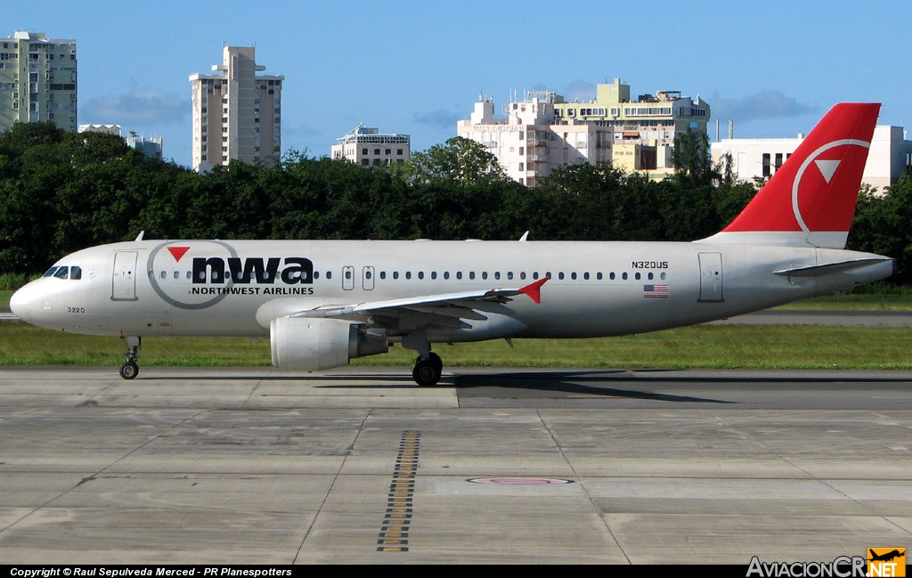 N320US - Airbus A320-100 - Northwest Airlines