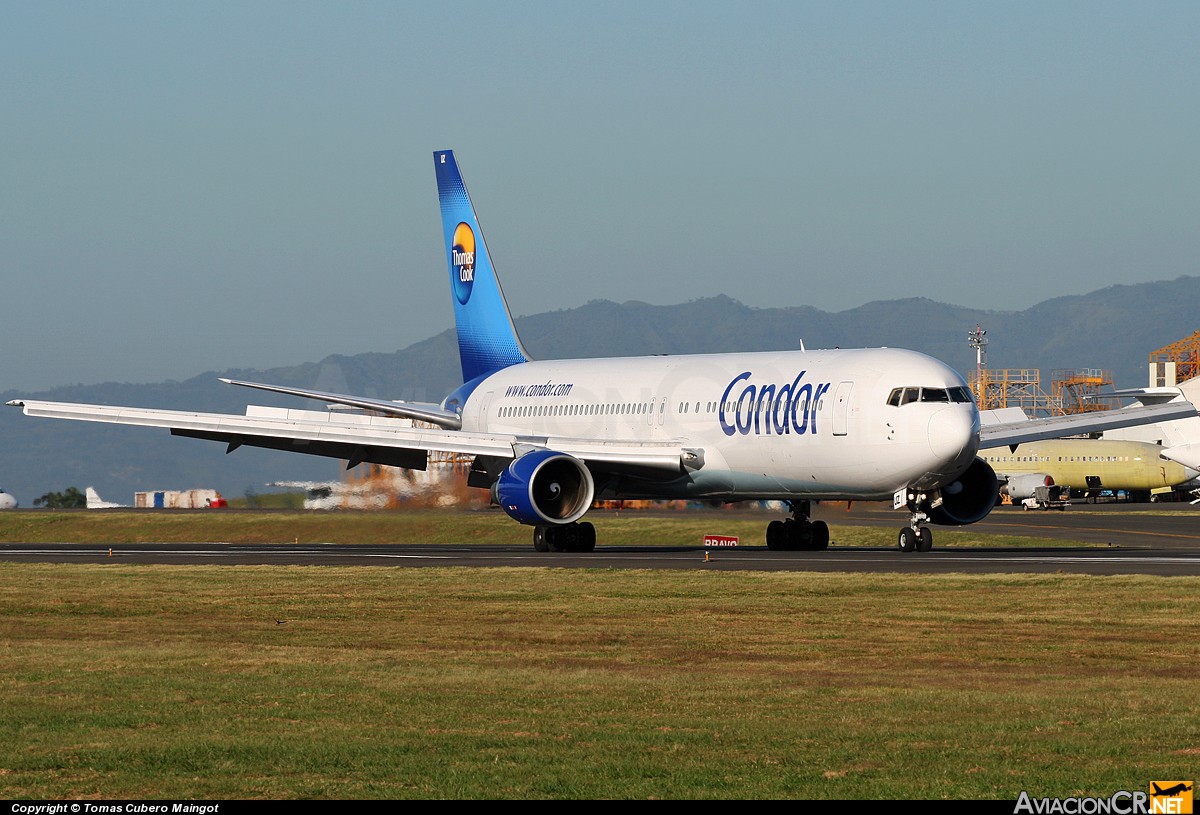 D-ABUZ - Boeing 767-330(ER) - Condor