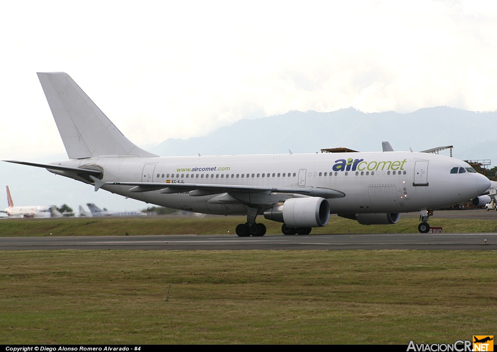 EC-KJL - Airbus A310-324(ET) - Air Comet