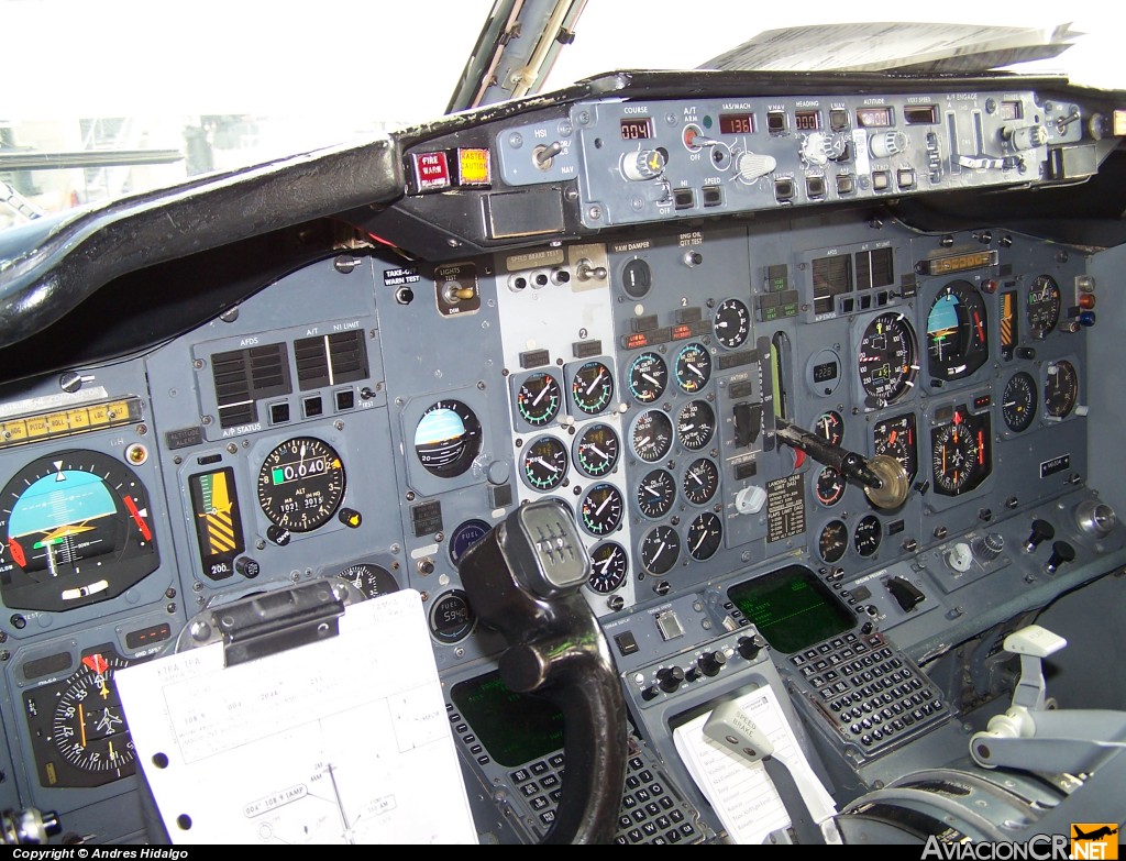 N61304 - Boeing 737-3T0 - Continental Airlines