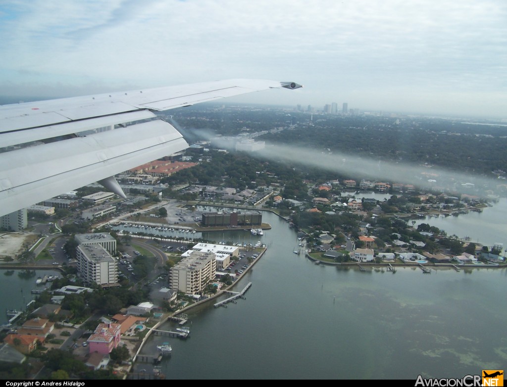 N61304 - Boeing 737-3T0 - Continental Airlines