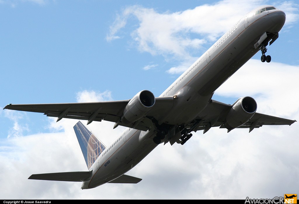 N57855 - Boeing 757-324 - Continental Airlines