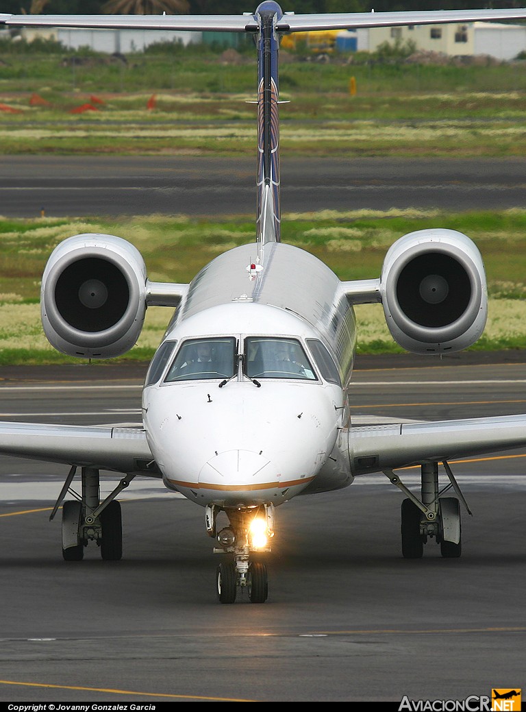 N18120 - Embraer ERJ-145 Regional Jet - Continental Express