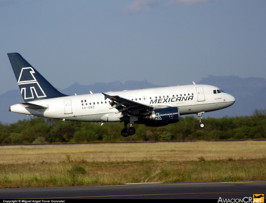 XAUBZ - Airbus A318 (Genérico) - Mexicana