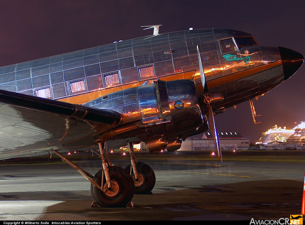 N3006 - Douglas DC-3 - Desconocida