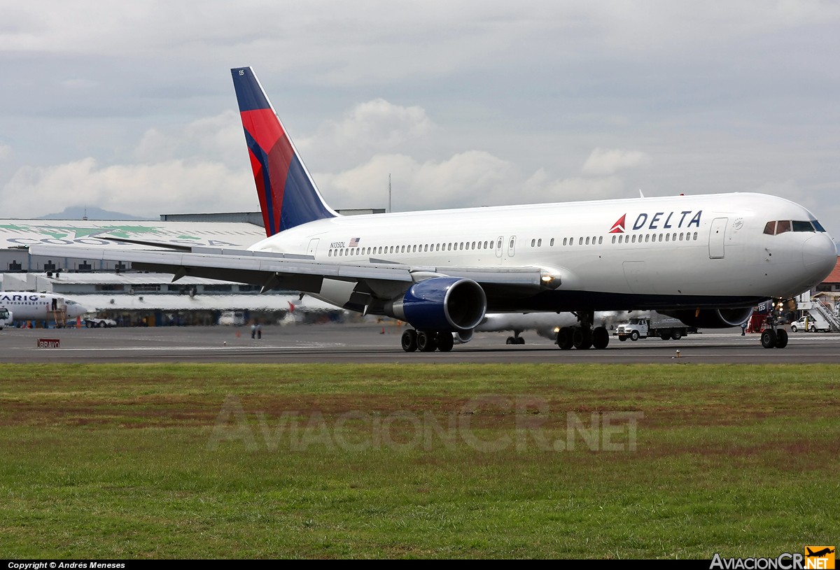 N135DL - Boeing 767-332 - Delta Air Lines