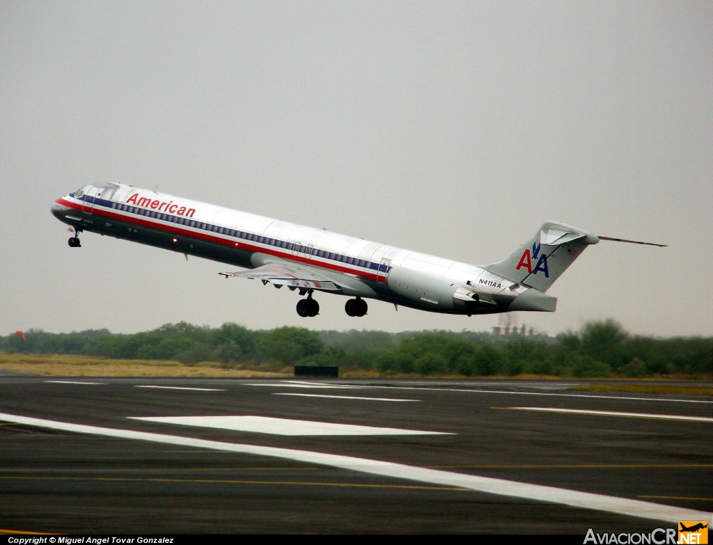 N411AA - McDonnell Douglas DC-9 (C-9 Nightingale) (Genérico) - American Airlines