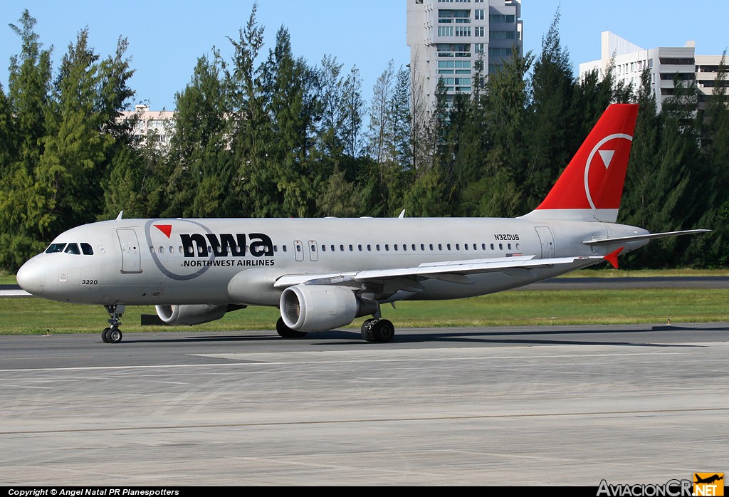 N320US - Airbus A320-211 - Northwest Airlines