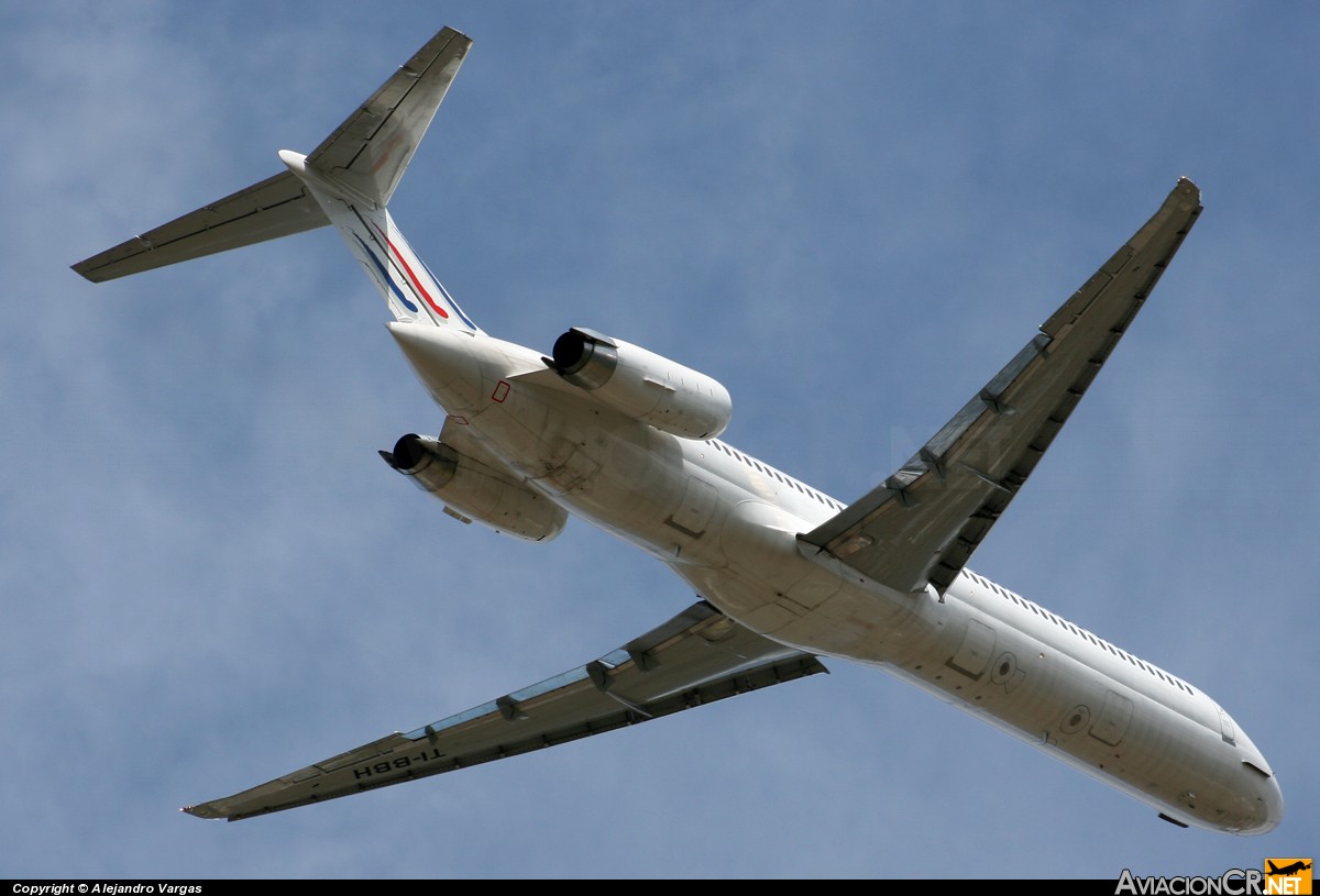 TI-BBH - McDonnell Douglas MD-82 - Costa Rica Skies