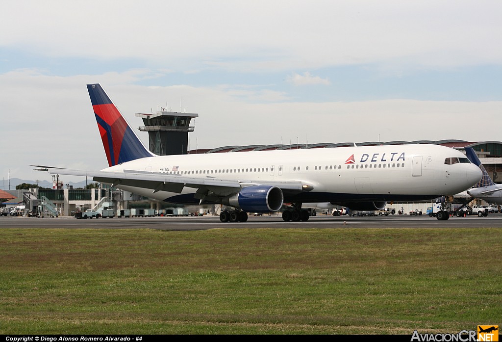 N135DL - Boeing 767-332 - Delta Air Lines