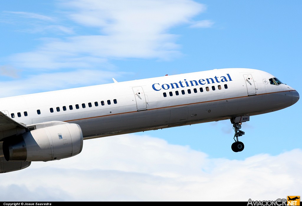 N74856 - Boeing 757-324 - Continental Airlines