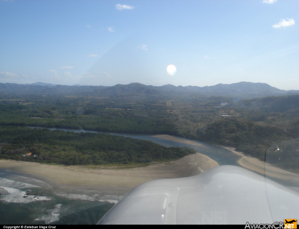 TI-ANI - Piper PA-28-181 Cherokee Archer II - ECDEA - Escuela Costarricense de Aviación