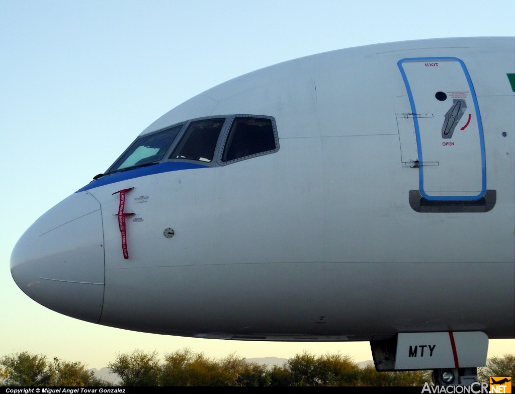 XA-MTY - Boeing 757-2Y0 - ALADIA (AYD)