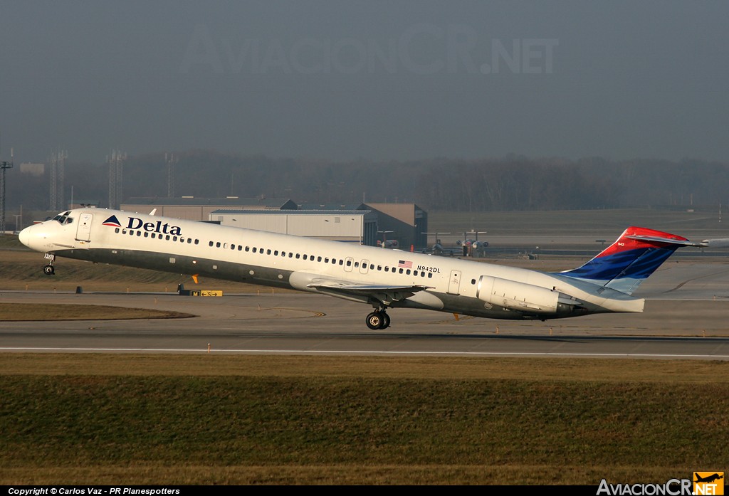 N942DL - McDonnell Douglas MD-88 - Delta Airlines
