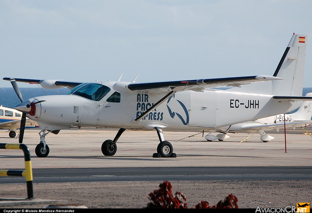EC-JHH - Cessna 208 Caravan I - Air Pack Express