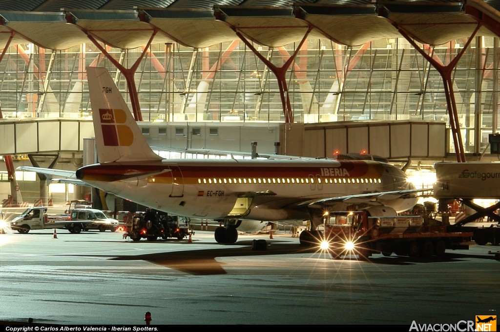 EC-FGH - Airbus A320-211 - Iberia