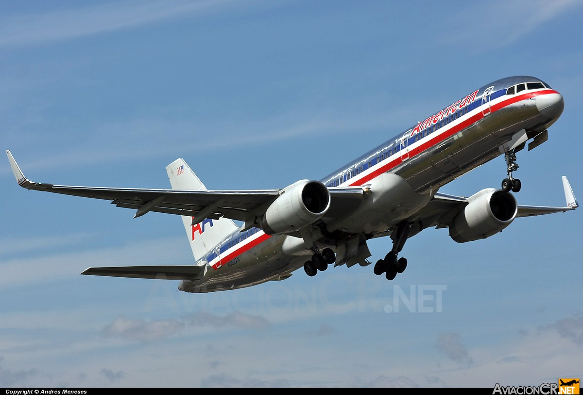 N698AN - Boeing 757-223/ET - American Airlines