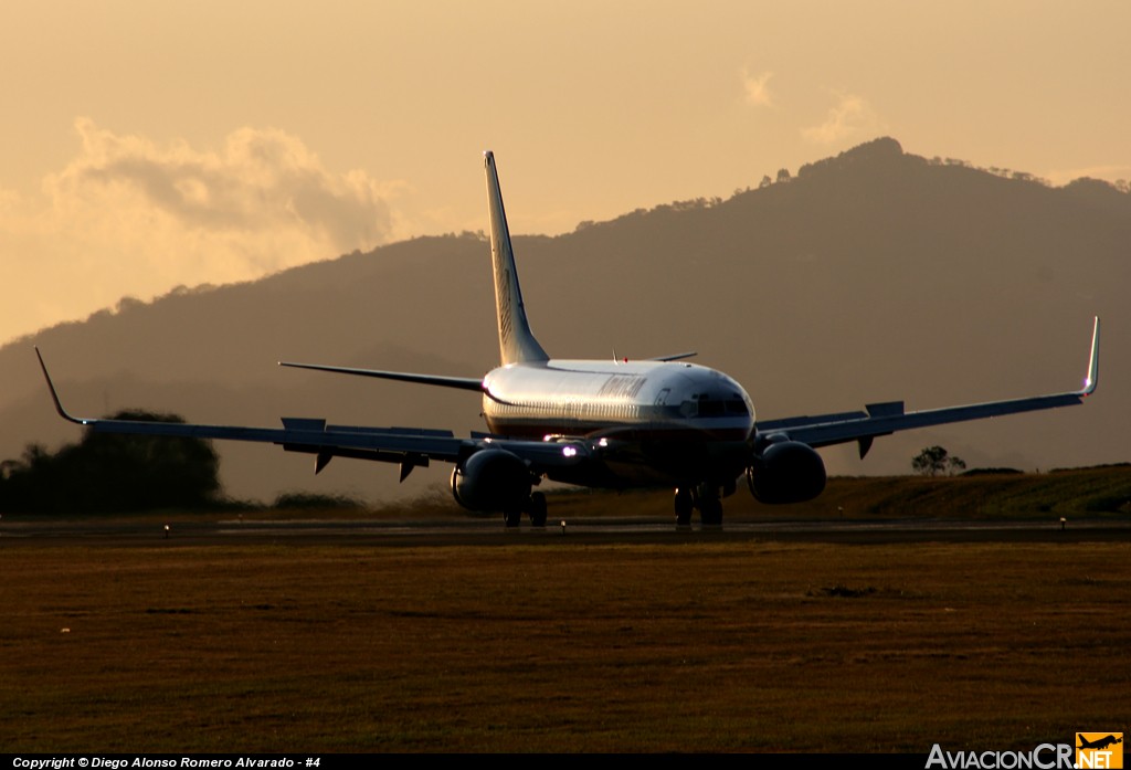 N974AN - Boeing 737-823 - American Airlines