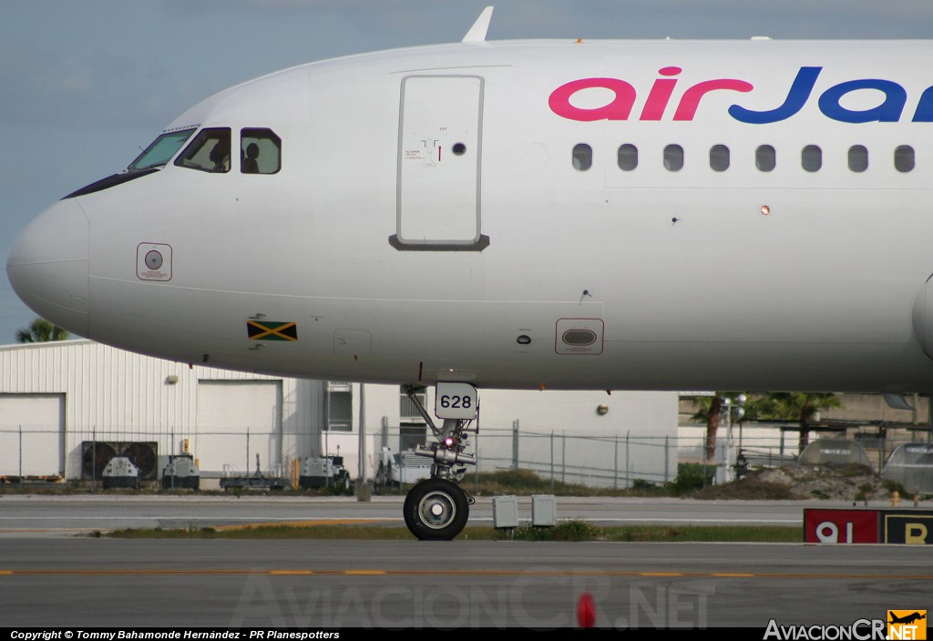 6Y-JAI - Airbus A320-214 - Air Jamaica