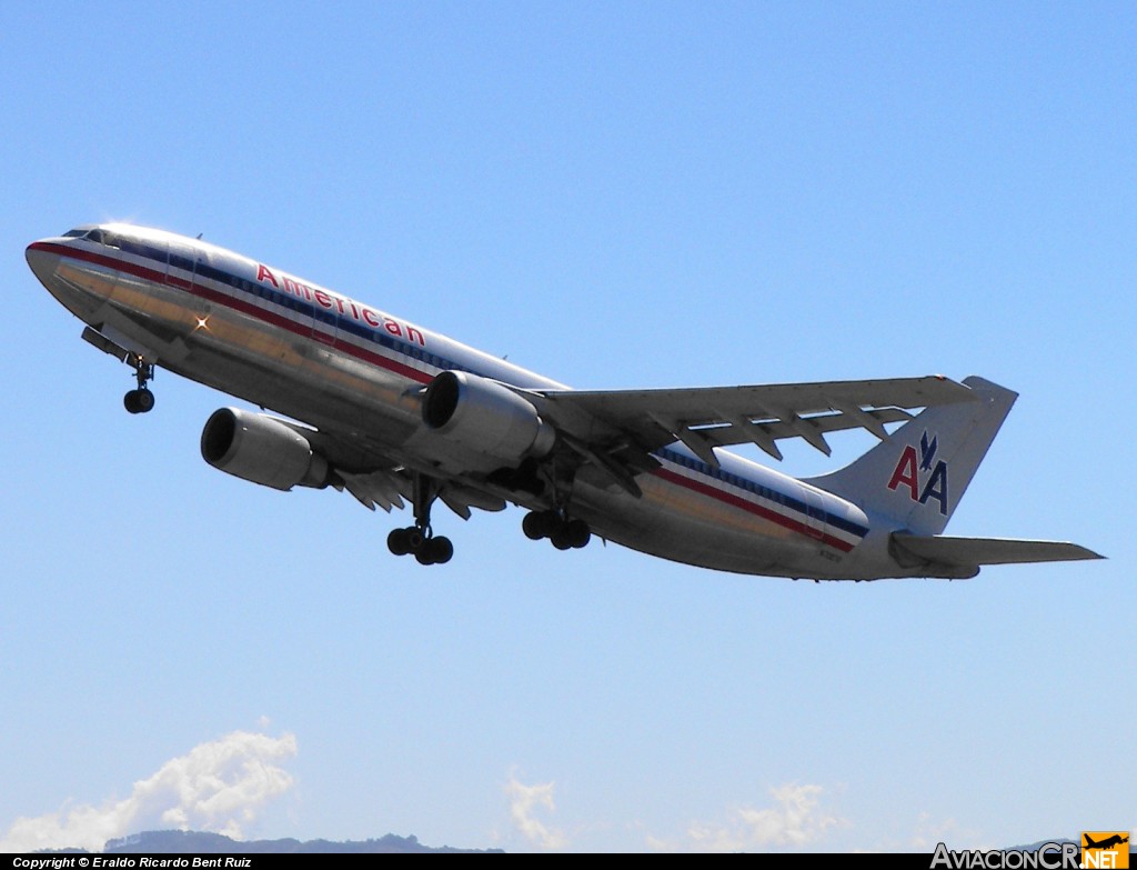 N70072 - Airbus A300B4-605R - American Airlines