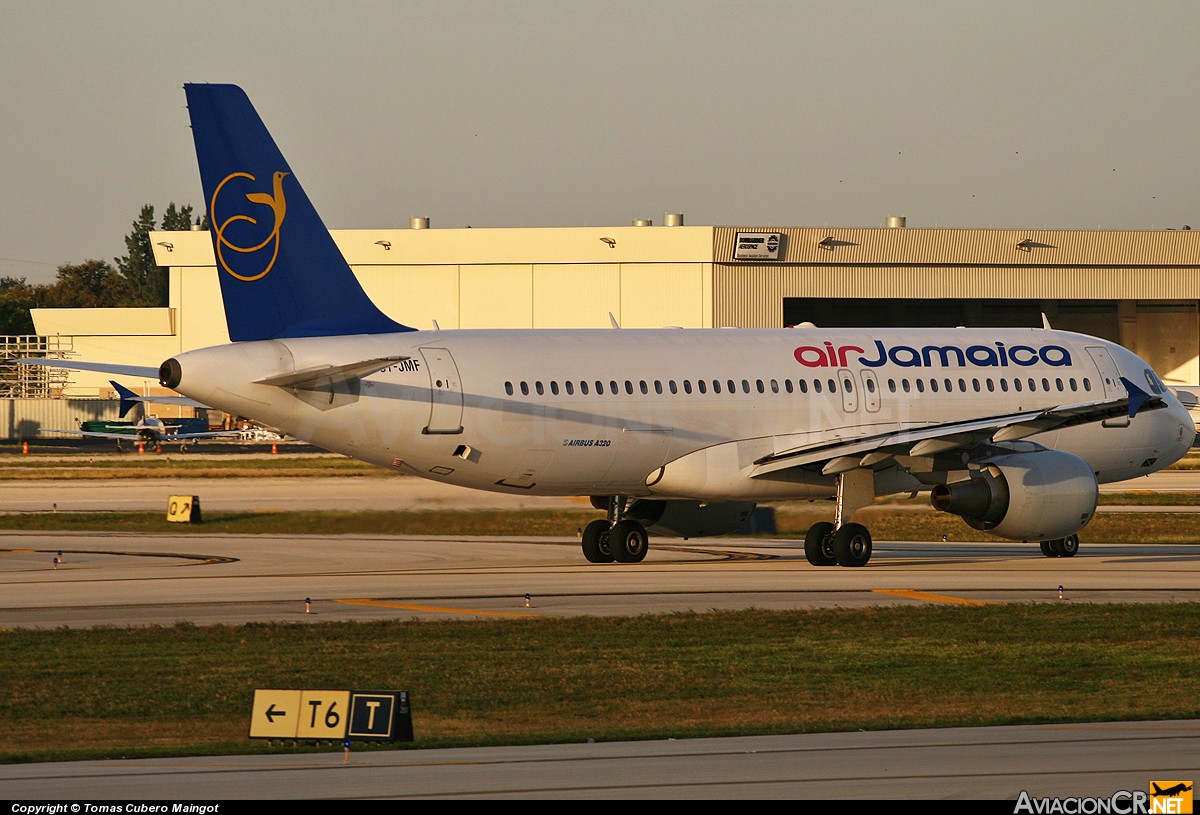 6Y-JMF - Airbus A320-214 - Air Jamaica