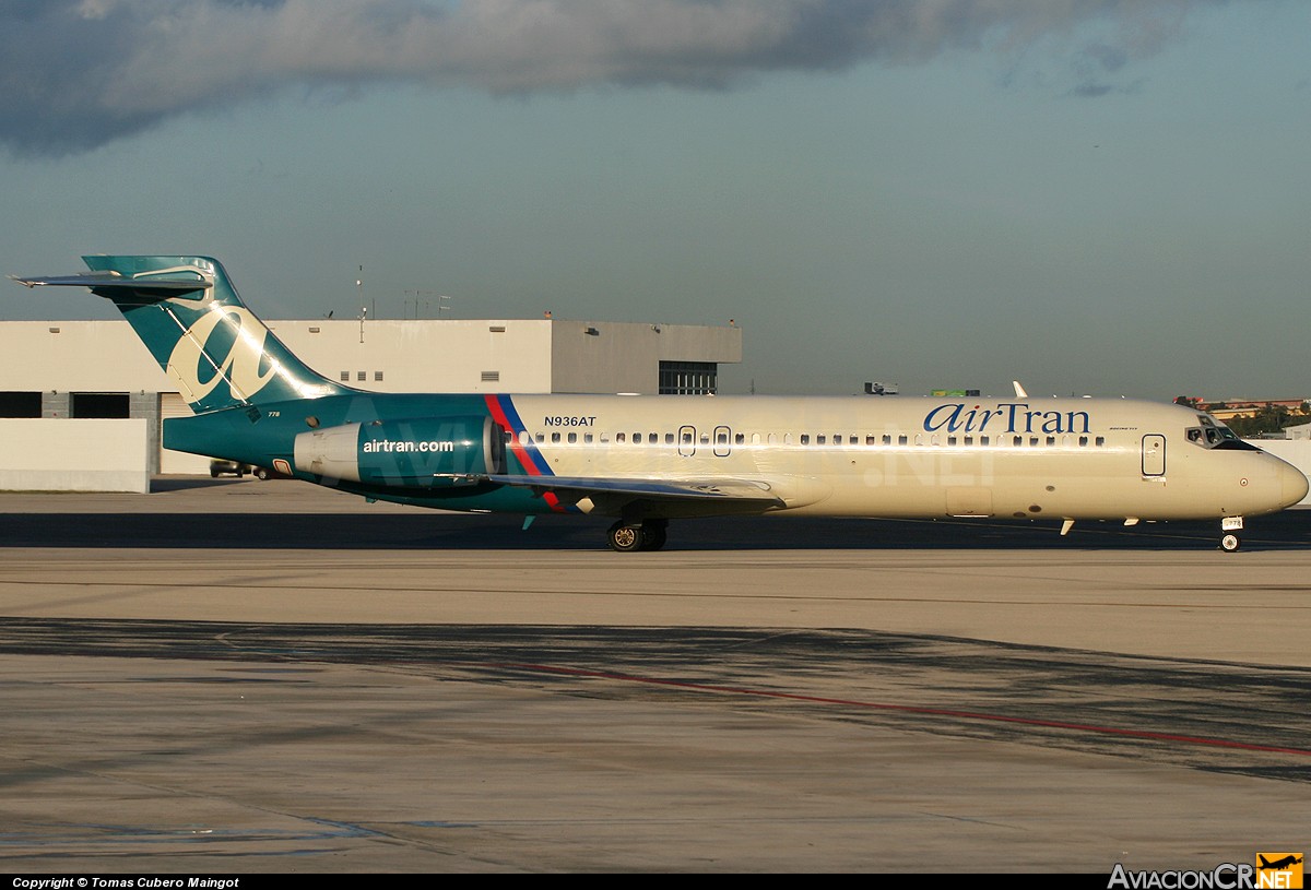N936AT - Boeing 717-231 - AirTran