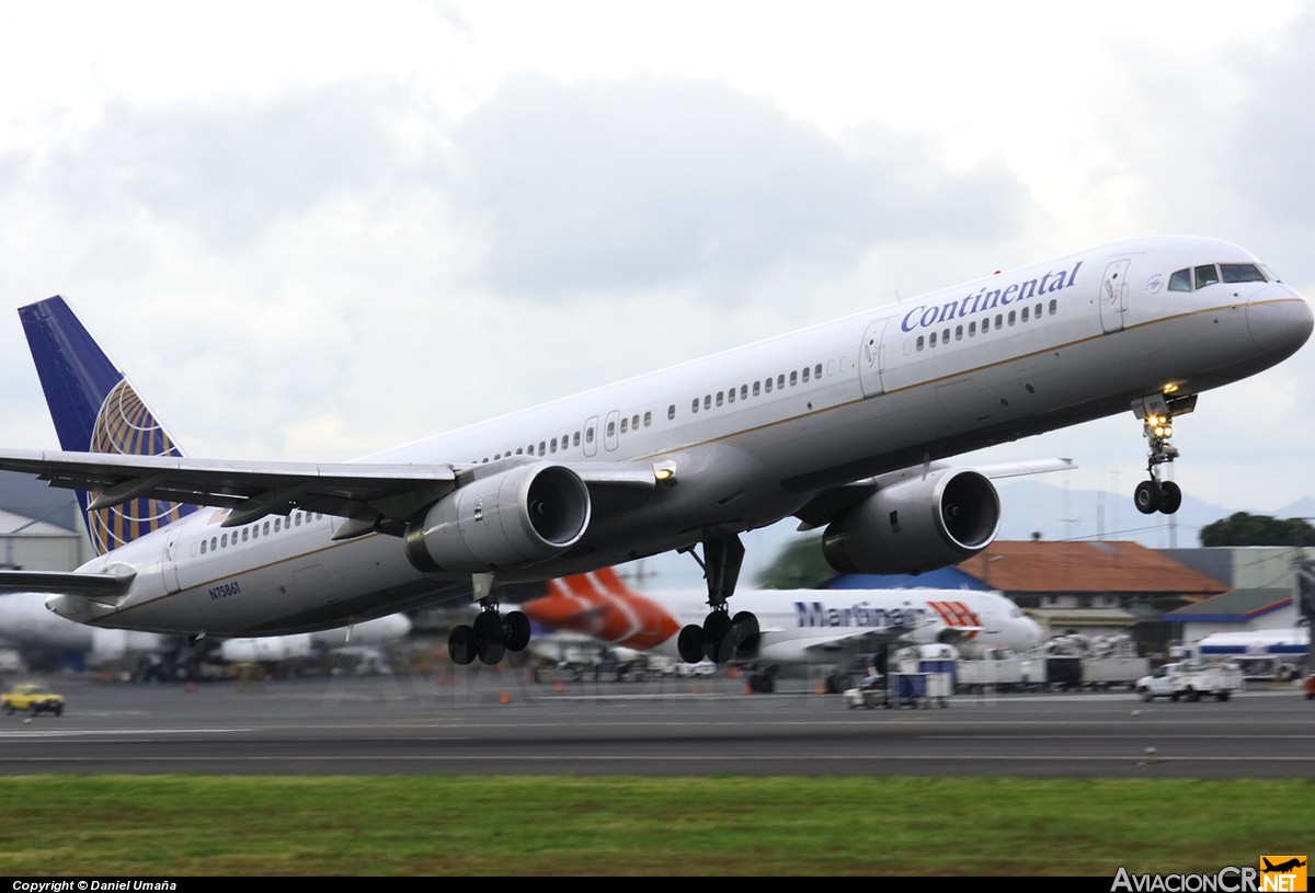 N75861 - Boeing 757-33N - Continental Airlines